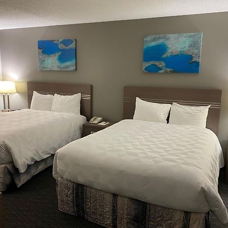 Travelodge By Wyndham גראנדה פראירי מראה חיצוני תמונה