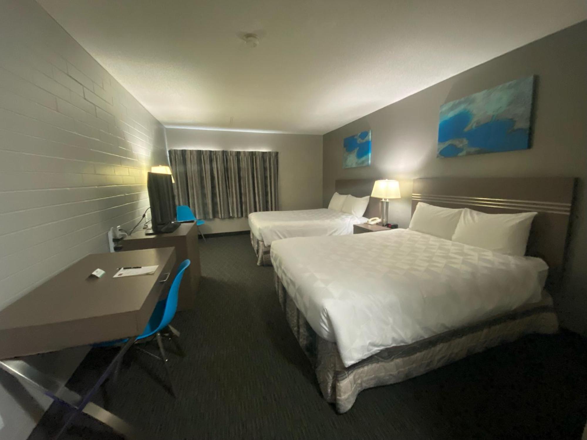 Travelodge By Wyndham גראנדה פראירי מראה חיצוני תמונה