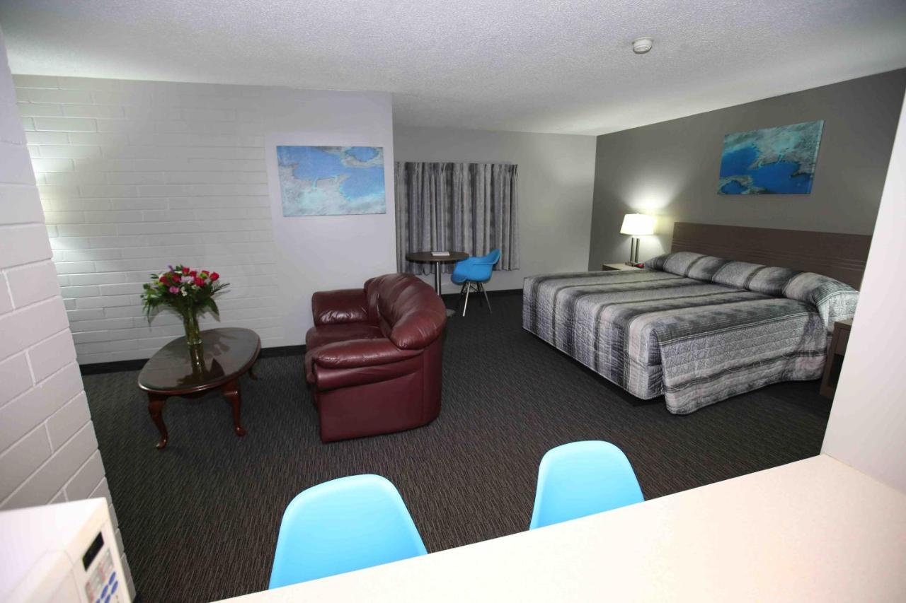 Travelodge By Wyndham גראנדה פראירי מראה חיצוני תמונה