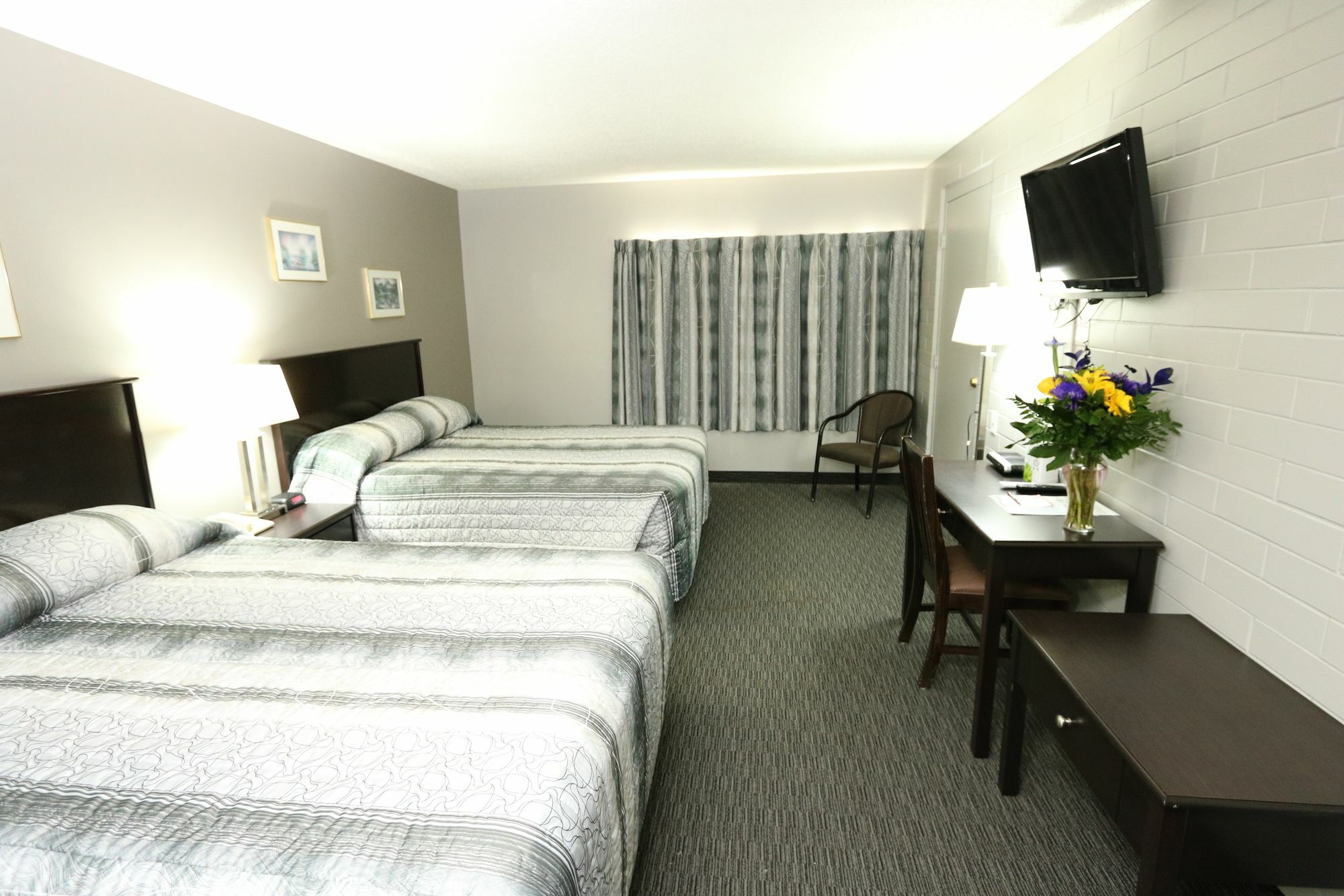 Travelodge By Wyndham גראנדה פראירי מראה חיצוני תמונה